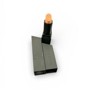 Morphe Lipstick in “Boo” 2 pieces NWT